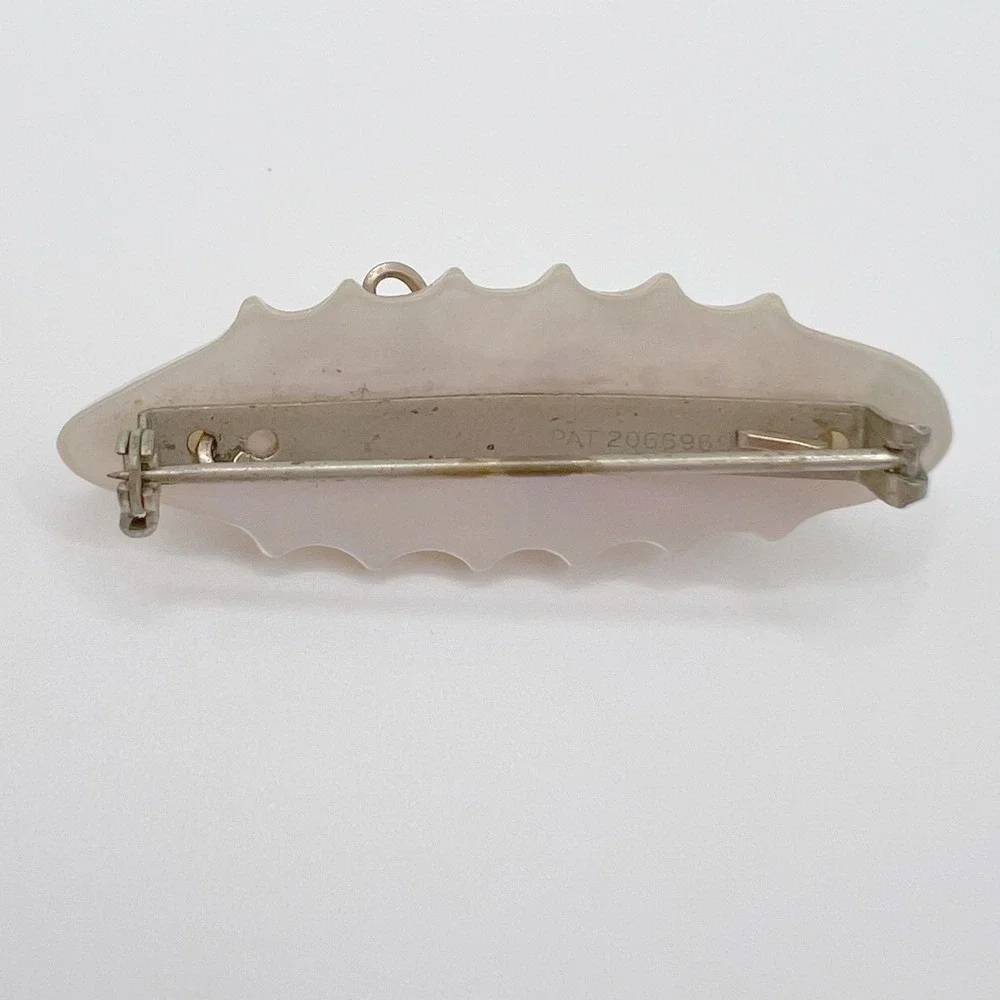 Vintage WWII Era Mother of Pearl Sweetheart Brooch Gold Tone Wire Script Mother